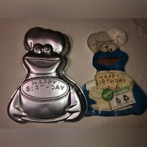 Wilton Cookie Monster cake pan